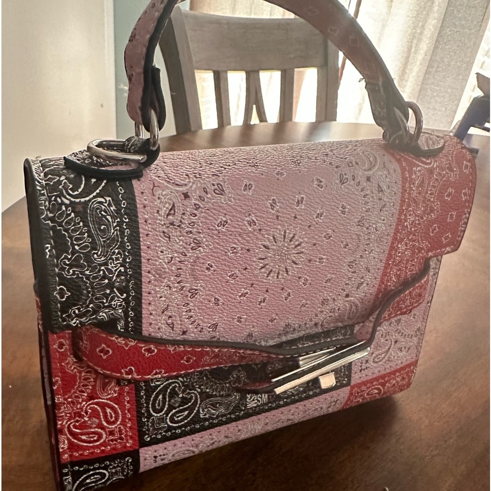 Steve Madden small purse